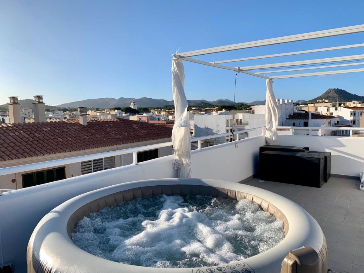 Sonne & Meerblick Aus 40 Grad Heissem Whirlpool Geniessen - Zentral Am Hafen Und Dennoch Ruhig Cala Ratjada (Mallorca) Exterior foto